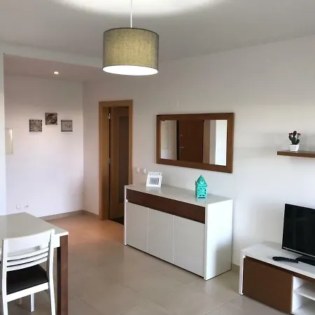 Apartment Magnifique T1, 1 Min De La Praia Da Rocha