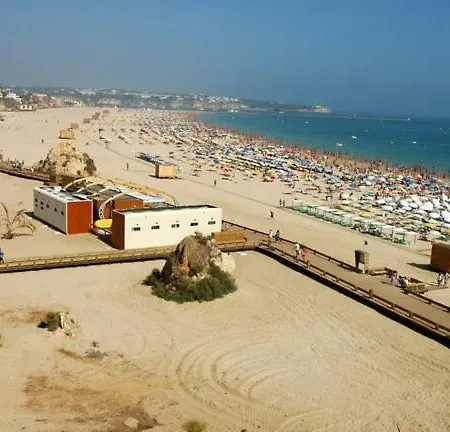 Magnifique T1, 1 Min De La Praia Da Rocha Apartment *
